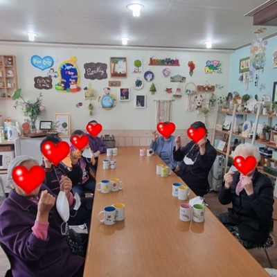 2023.03.23 재가노인지원서비스 체험활동프로그램(나만의 도자기 컵 만들기) 진행♥ 이미지